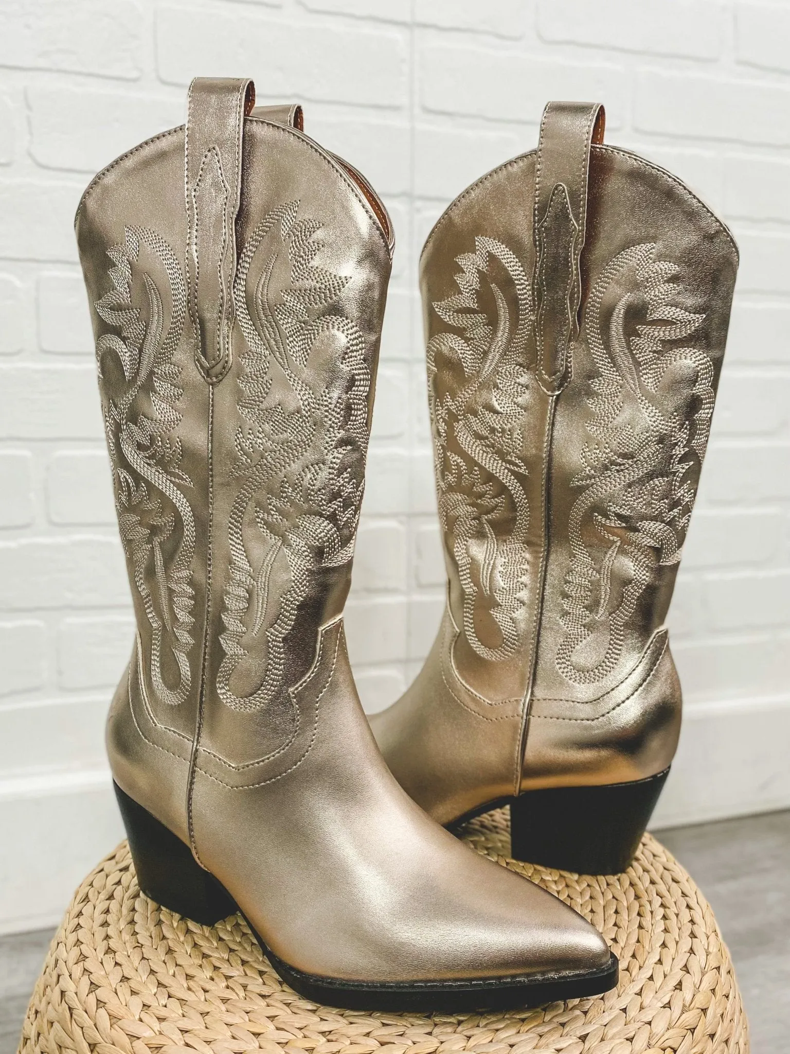 Amaya classic western boot champagne
