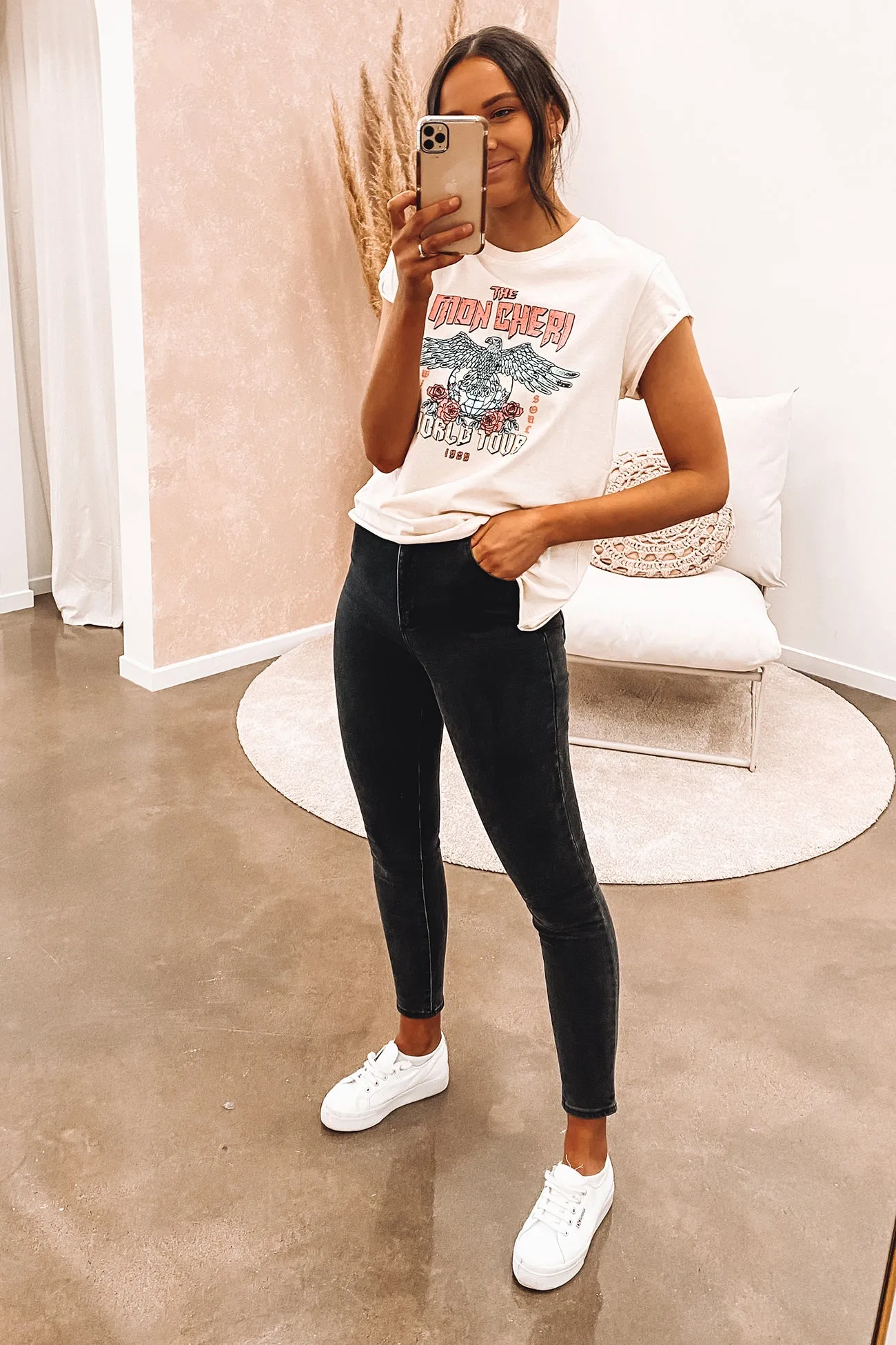 Mon Cheri Tee Beige