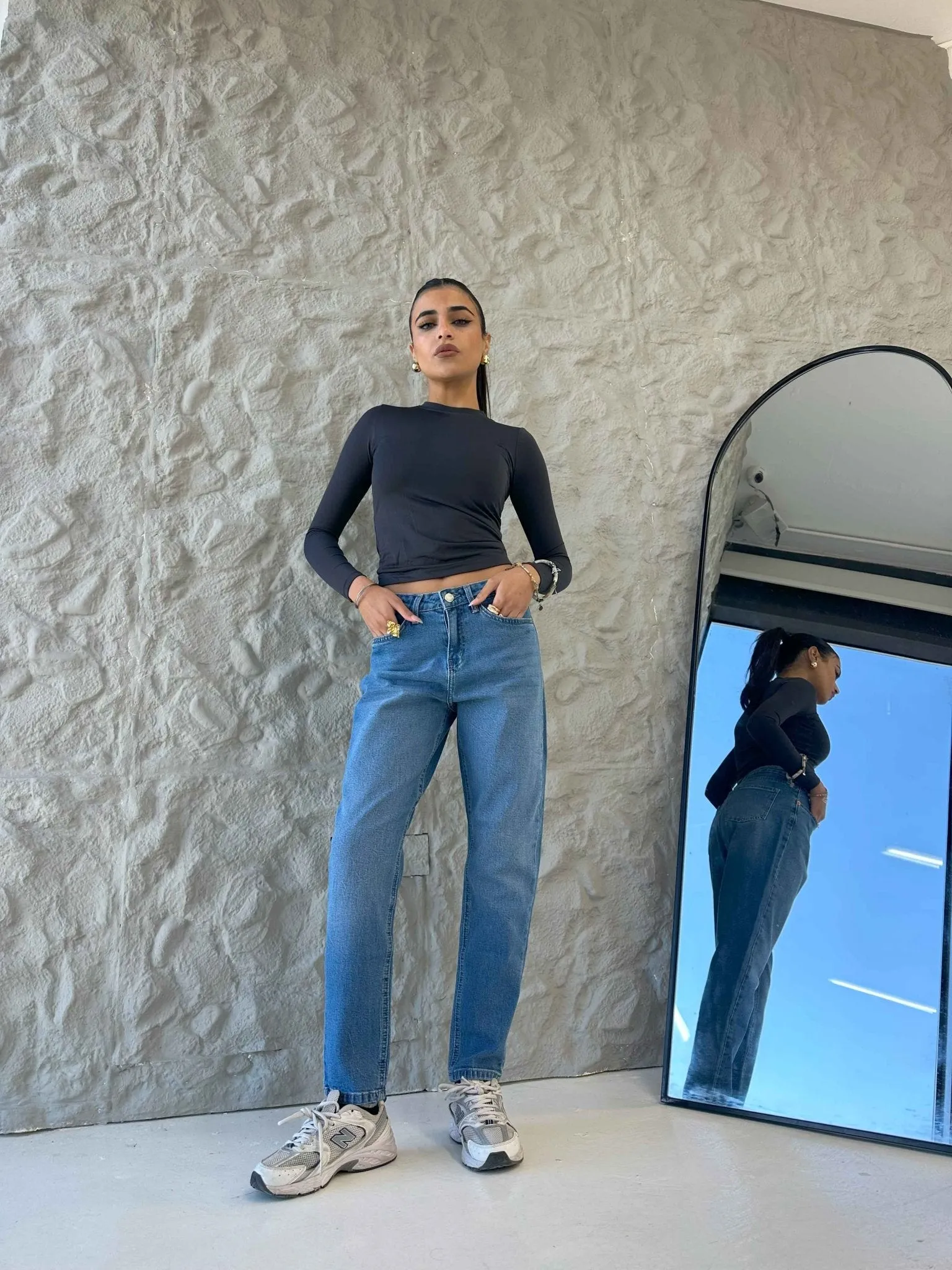 Slim-Fit - Soft Medium Blue Wash Jeans.