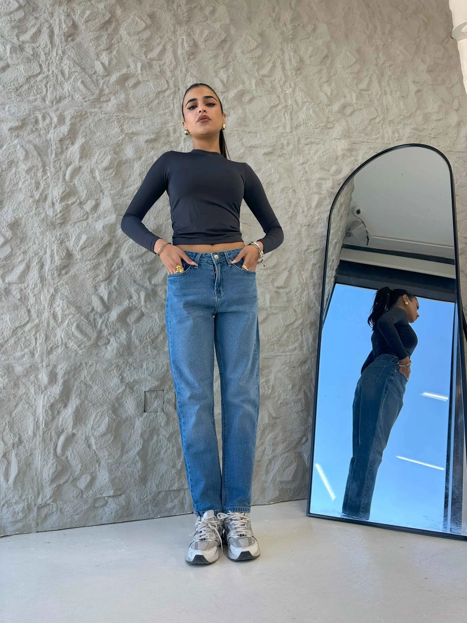 Slim-Fit - Soft Medium Blue Wash Jeans.