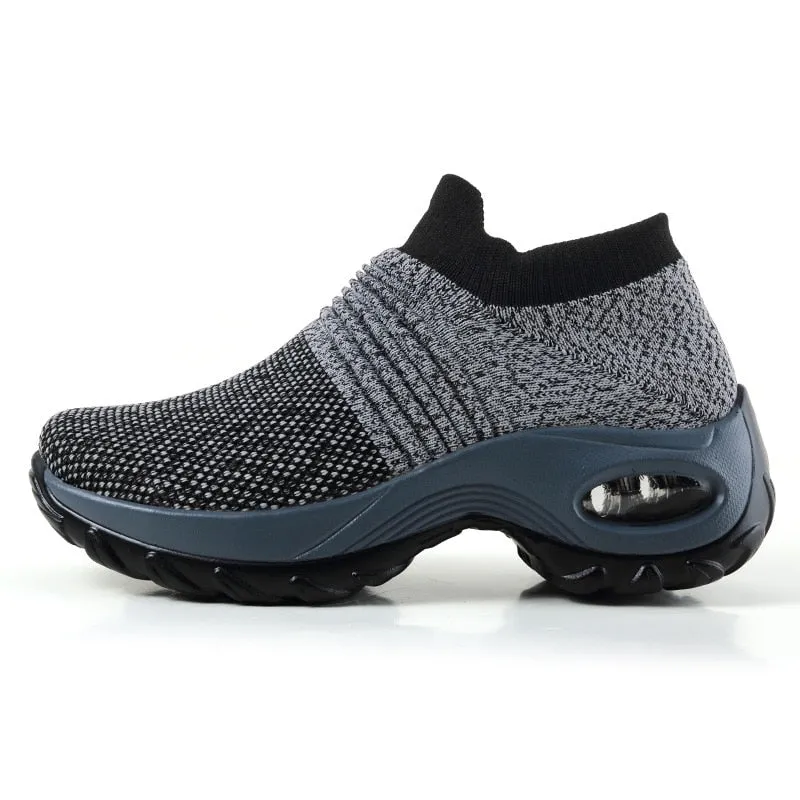 Women Slip-on Sneakers. Breathable, Mesh, Casual, Platform Shoes