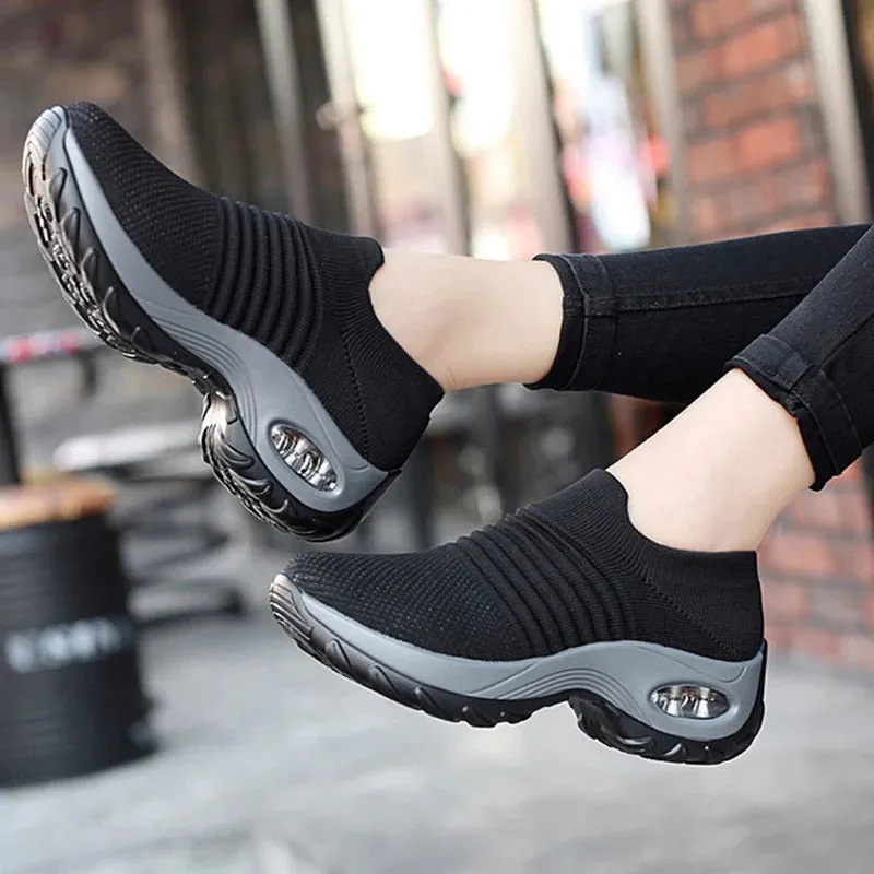 Women Slip-on Sneakers. Breathable, Mesh, Casual, Platform Shoes